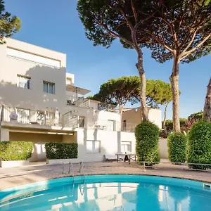 Aparthotel Porta Coeli, Castelldefels
